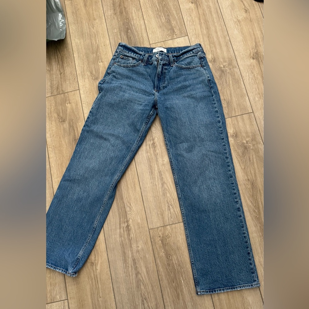 Abercrombie Baggy Low Rise Jeans